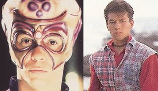 alien-kaku-red